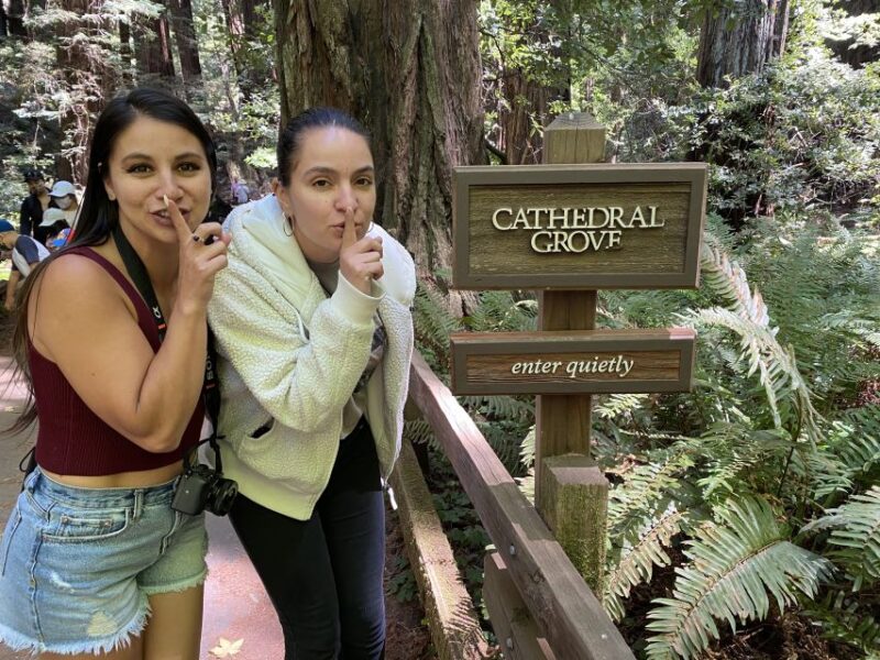 San Francisco Tour to Muir Woods Giant Redwoods & Sausalito - Crossing the Golden Gate Bridge for Photos