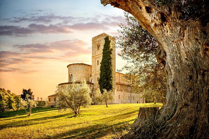 San Gimignano, Chianti, and Montalcino Day Trip from Siena - Visiting the Enchanting Val dOrcia