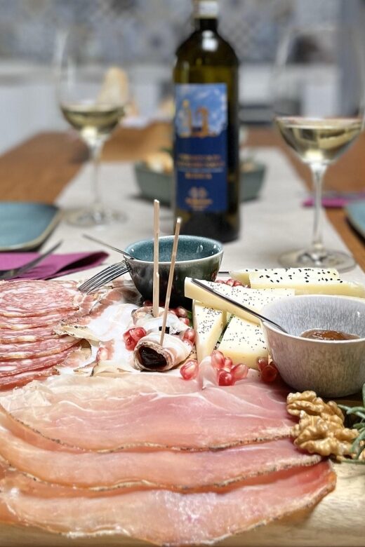 San Gimignano: Vineyard and Cellar Tour with Wine Tasting - The Vineyard Setting in San Gimignano’s Countryside