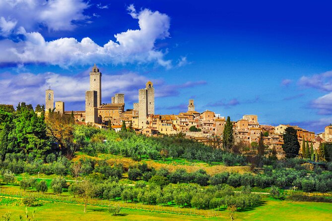 San Gimignano Walking Tour with Audioguide on Your Smartphone - Insightful, budget-friendly San Gimignano exploration with a smartphone audio guide