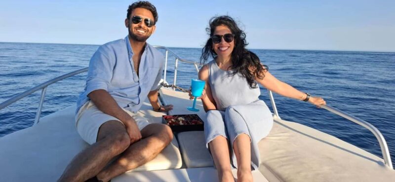 San José del Cabo: Private Sunset Cruise - Experience a Private Sunset Cruise in San José del Cabo for Up to 6 People