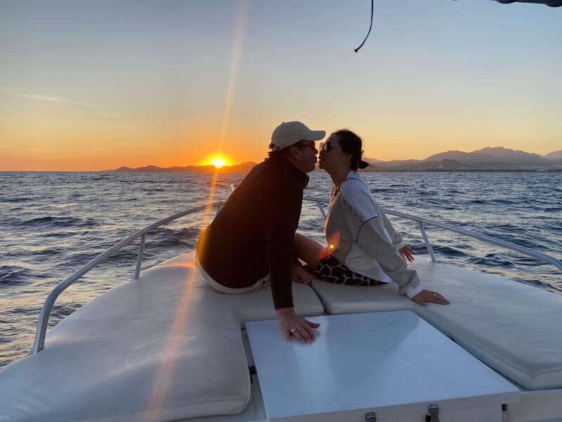 San José del Cabo: Private Sunset Cruise - The Experience Provider and Guest Satisfaction