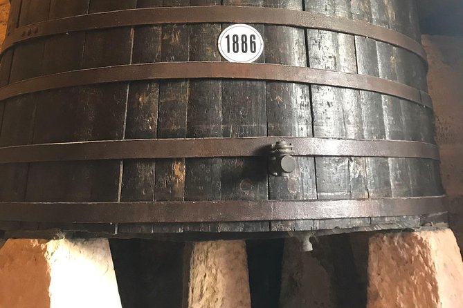 San Juan de Gaztelugatxe with Winery Visit and Lunch (From Bilbao) - Logistics: Meeting Point, Group Size, and Practical Details