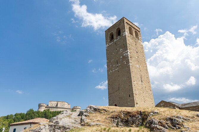 San Leo: Entrance ticket to the fortress and prison of Cagliostro - Visiting the Fortress of San Leo in Italy’s Scenic Hinterland