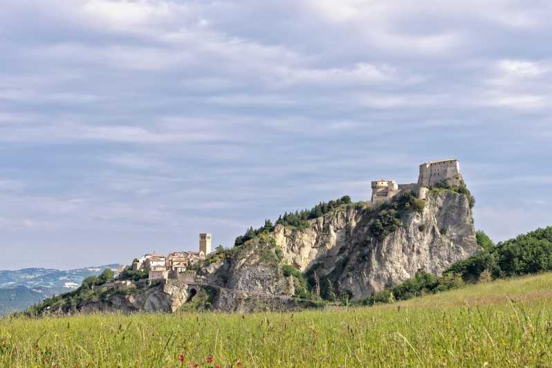 San Leo: Fortress Entry Ticket - Explore San Leos Fortress and Village at Your Own Pace