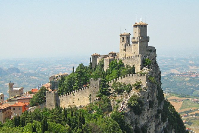 San Marino - Private Historic Walking Tour - The Starting Point: Piazzale Lo Stradone
