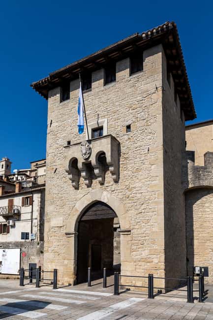 San Marino: Private Historical City Center Walking Tour - Key Points