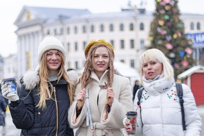 San Marinos Starlit Stroll: A Christmas Walking Tour - Explore San Marino’s Brightly Decorated Streets and Festive Highlights