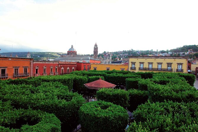 San Miguel De Allende City Tour with Transfer from Mexico City - The Spiritual Heart: San Miguel de Arcangel Parish and San Francisco Temple