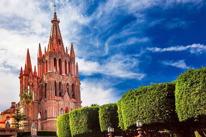 San Miguel De Allende City Tour with Transfer from Mexico City - Practical Details: Meeting Points and Tour Conditions