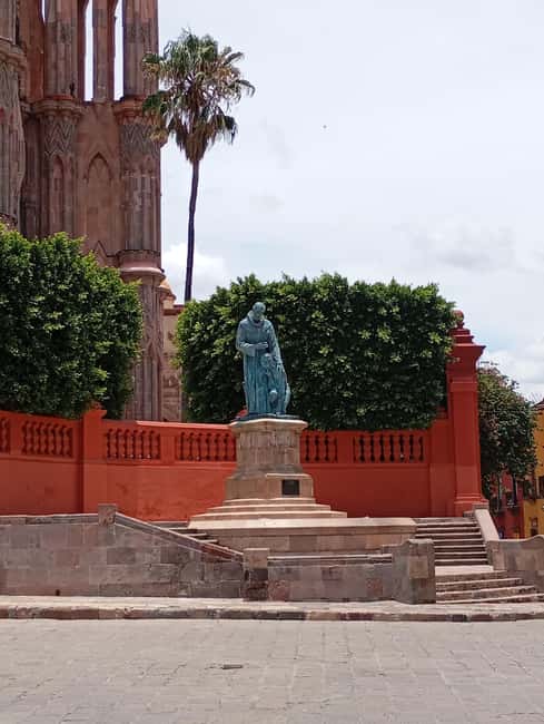 San Miguel de Allende Day Tour From Mexico City - Practical Details: Transportation and Group Experience