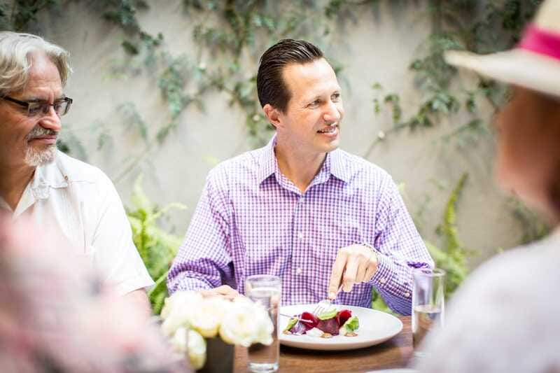 San Miguel: Evening Food Tour - The Guide’s Storytelling Style and Expertise