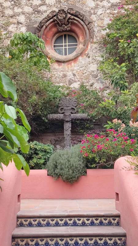 SAN MIGUEL SUNSET WALKING TOUR - Watching the Sunset from El Mirador