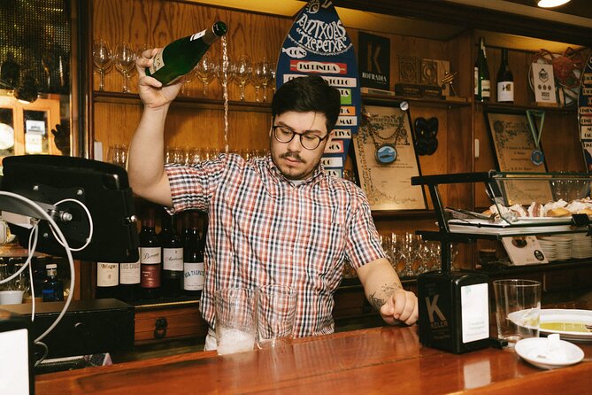 San Sebastian Centro Neighborhood Pintxos & Wine Tour - Exploring San Sebastian’s Centro Neighborhood