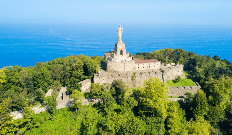 San Sebastian Complete Private Walking Tour + Monte Igeldo - Scenic ride to Monte Igeldo for sweeping city views