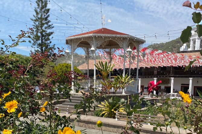 San Sebastián del Oeste, a town between mountains - Explore the Mountain Town of San Sebastián del Oeste for $95