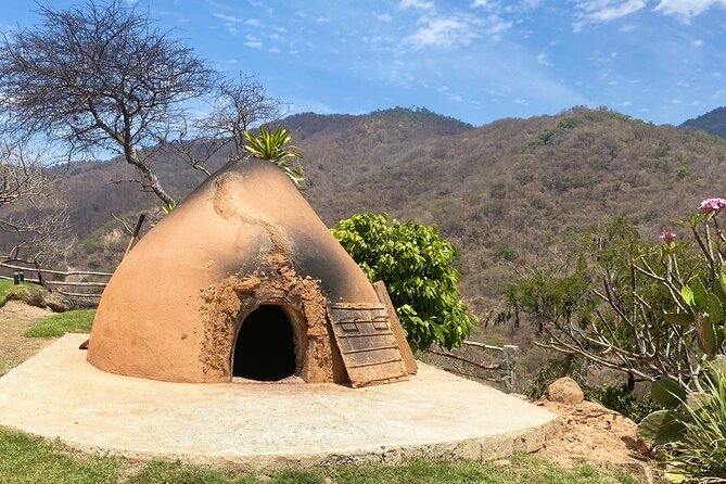 San Sebastián del Oeste, a town between mountains - Practicalities: Logistics, Group Size, and Weather