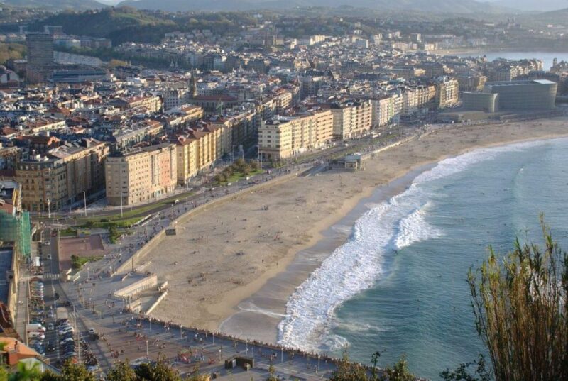 San Sebastian - Donostia Private Guided Walking Tour - Discover San Sebastian’s Historic and Cultural Landmarks