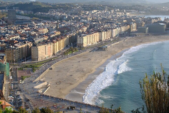 San Sebastian - Donostia Private Walking Tour with a Professional Guide - Customization and Personalization of the Experience