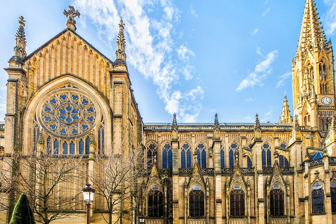 San Sebastian Donostria: Self Guided Scavenger Hunt and Tour - Discovering San Sebastian’s Top 10 Attractions