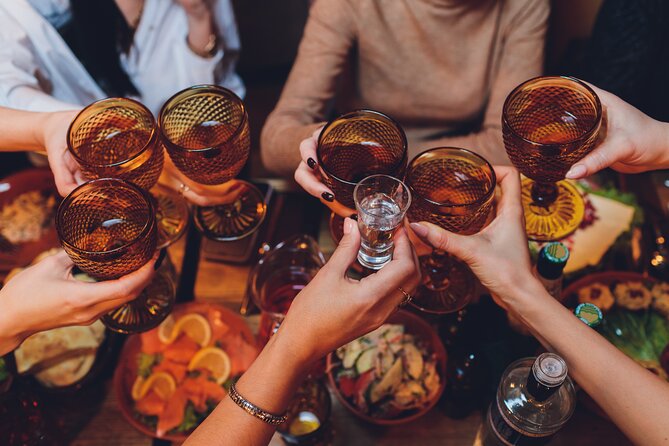 San Sebastian Food Tour: Pintxos, Drinks, and Tapas with a Local - San Sebastian Food Tour: Pintxos, Drinks, and Tapas with a Local