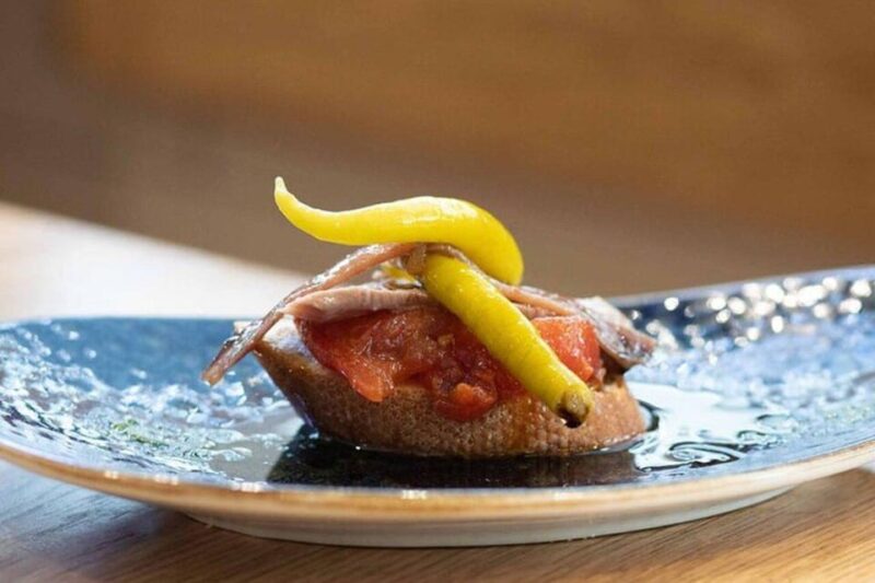 San Sebastian: Guided Food Tour with Pintxo Tasting & Wines - San Sebastian: Guided Food Tour with Pintxo Tasting & Wines