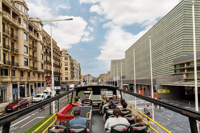 San Sebastian Hop On Hop Off Sightseeing Tour - Scenic Stops Along Paseo de Francia and Zubieta Plaza