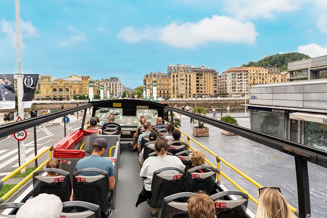 San Sebastian Hop On Hop Off Sightseeing Tour - Enjoying the Beaches: Zurriola and Ondarreta