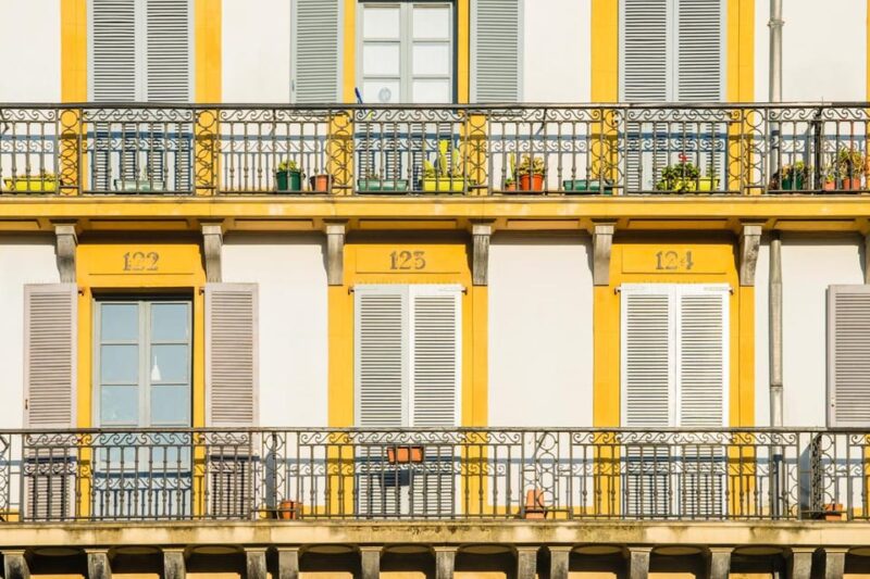 San Sebastian: Insta-Perfect Walk with a Local - Insider Tips and Local Recommendations from the Guide