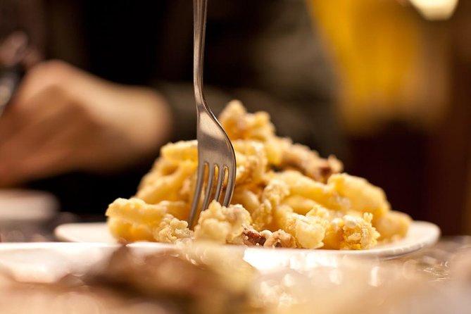 San Sebastian Lunch Time Pintxo Tour with Wine - Meeting Point and Tour Duration in San Sebastian’s Old Town