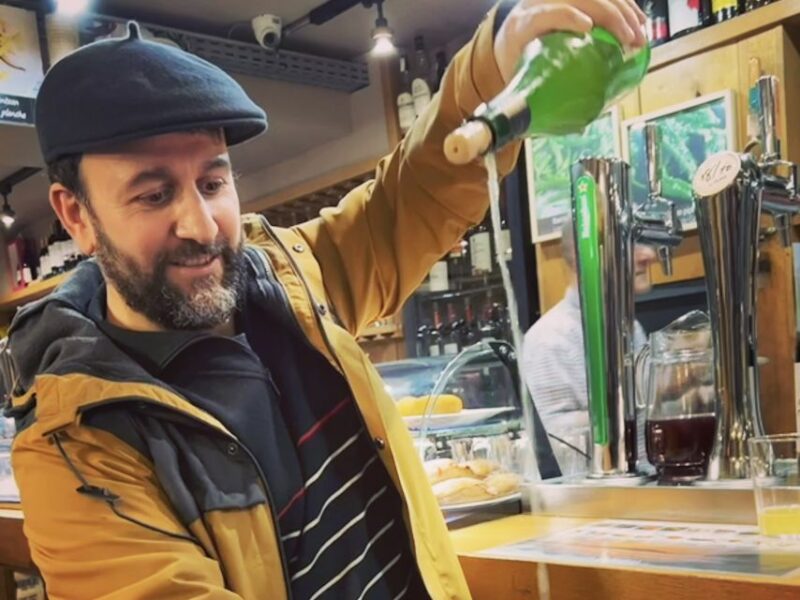 San Sebastian: Market, Pintxos and Wine Tasting Tour - Exploring the San Sebastian Market and Its Local Flavors