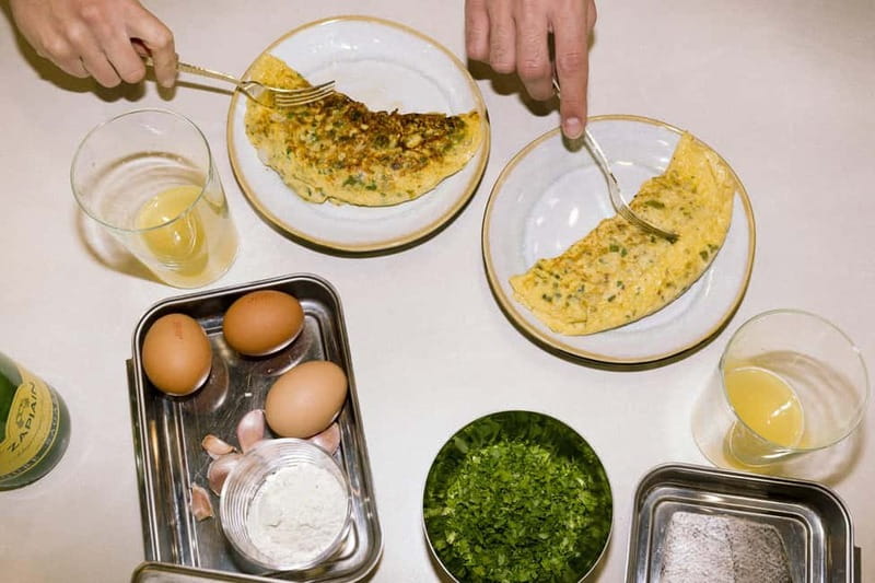 San Sebastián: Market Tour and Basque Cooking Class English - Paired Drinks and Tasting the Final Dishes