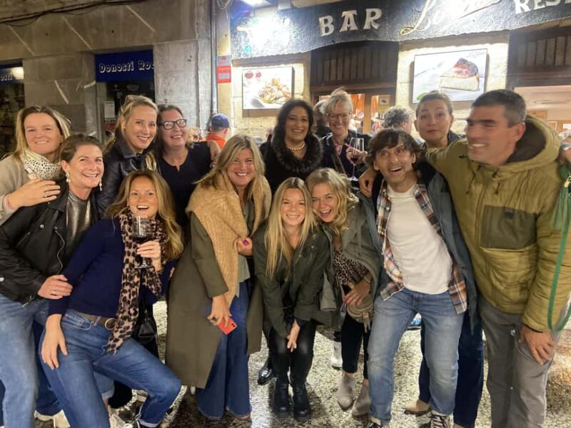 San Sebastian: Old Town Pintxos Tour - Sampling Iconic Pintxos in San Sebastians Historic Streets