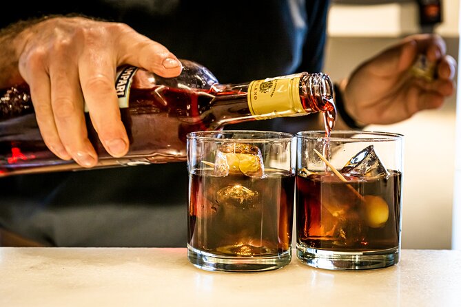 San Sebastián Pintxos Tour: Delicious Food, Drinks & Ambience - Who Will Love This Pintxos Tour?