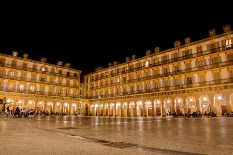 San Sebastian: Private custom walking tour with a guide - Accessibility and Group Size