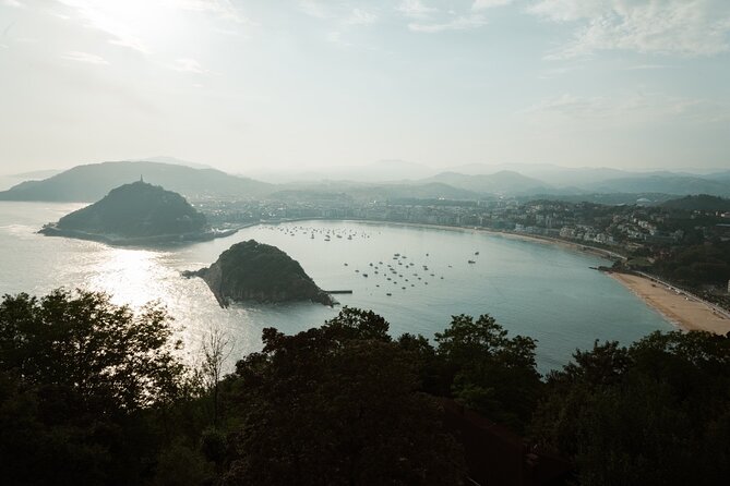San Sebastian SIGHTSEEING and PINTXOS - Private Cultural & Gastronomic Adventure - Key Points