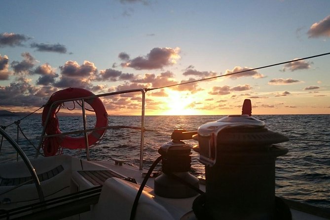 San Sebastian Sunset Sailing Trip - Accessibility and Physical Considerations