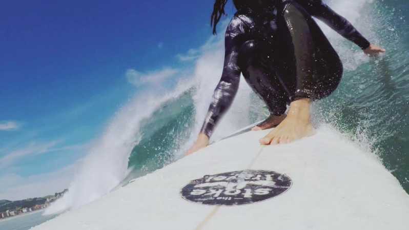 San Sebastian: Surf & Party Hostel - San Sebastian: Surf & Party Hostel – Your Ultimate Basque Adventure for Surfing and Nightlife