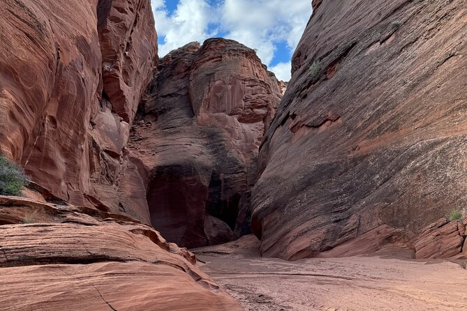 Sand Dune Canyon Tour through Antelope Canyon - Scenic Highlights of Sand Dune Canyon
