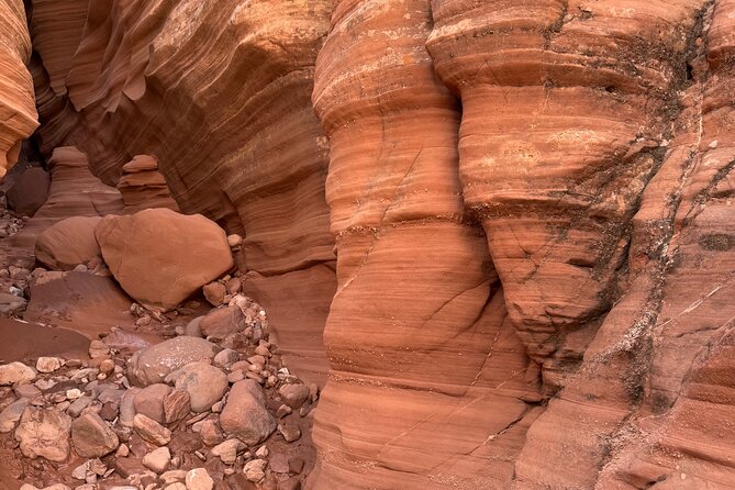 Sand Dune Canyon Tour through Antelope Canyon - Logistics and Group Experience