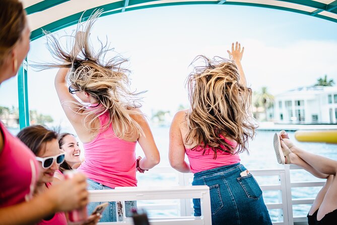 Sandbar Splash and Yacht Tour in Fort Lauderdale - The Social Aspect and Party Vibe