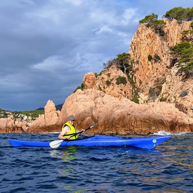 Sant Feliu de Guíxols - Costa Brava: Morning Sea Kayak Tour - Flexible Booking and Cancellation Policies