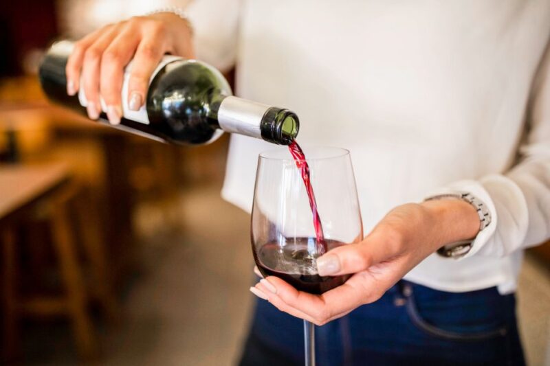 Santa Barbara: Wine, Chocolate and History Walking Tour - Accessibility and Practical Tips