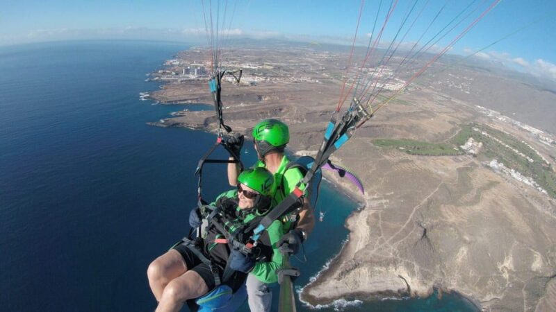 Santa Cruz de Tenerife: Performance Flight Experience - Key Points