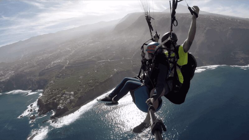 Santa Cruz de Tenerife: Performance Flight Experience - The Expertise of Letsfly Parapente Guides