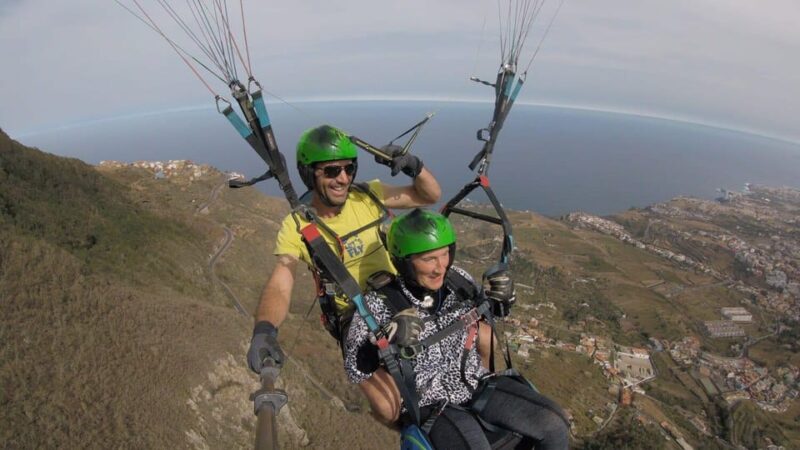 Santa Cruz de Tenerife: Performance Flight Experience - The Safety and Equipment Provided