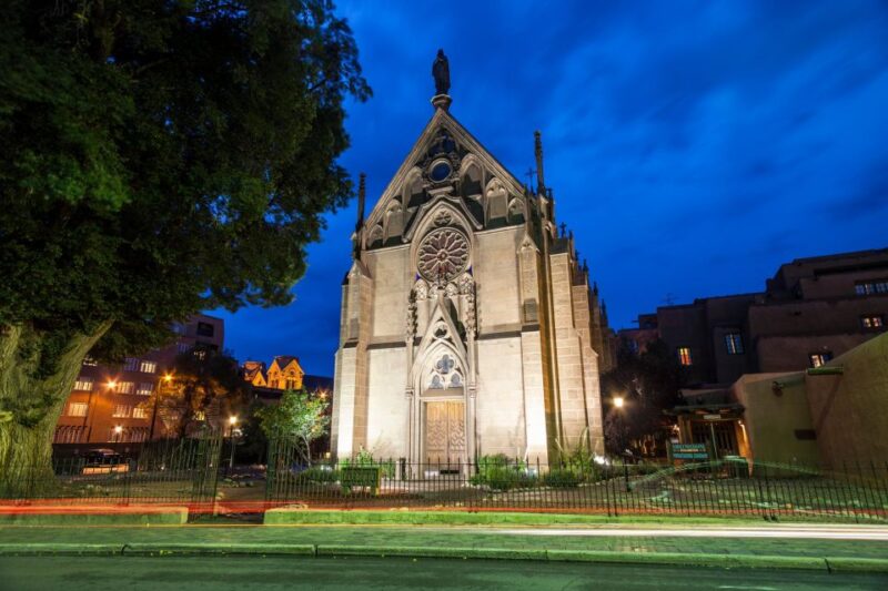 Santa Fe Family Treasures: A Historical Adventure - Discovering the Mysteries of Loretto Chapel