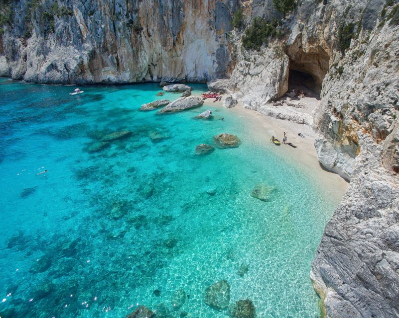 Santa Maria Navarrese: Goloritzè, Mariolu, & Biriala Cruise - Visit to the Grotta del Fico