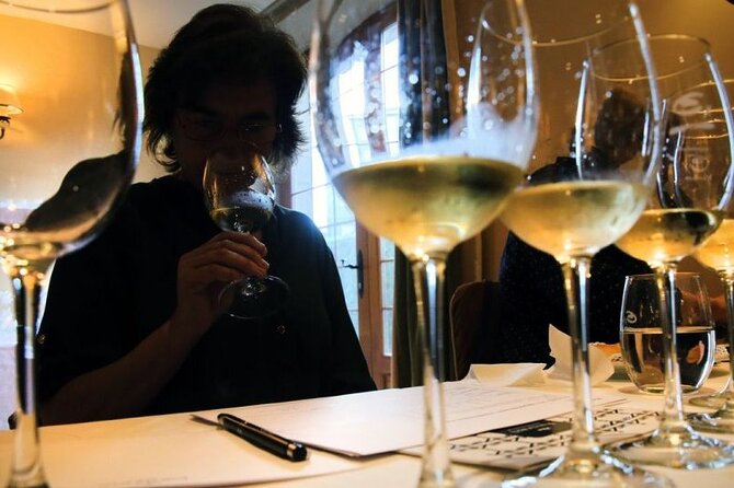 Santiago de Compostela: Cheese and Wine Tasting Experience - The Cheese Selection: Five Local Varieties