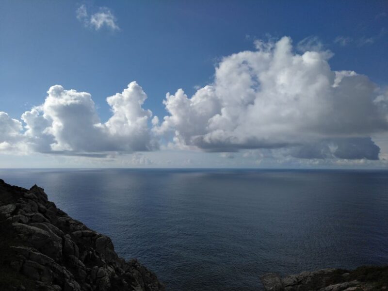Santiago de Compostela: Finisterre, Muxia & Costa da Morte - Lunch Break in Finisterre